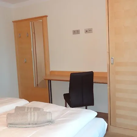 Gassner ゲストハウス 4*